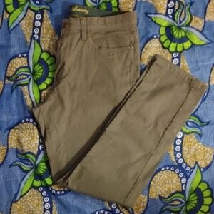NWT English Laundry Military Green Khakis Size 32X30